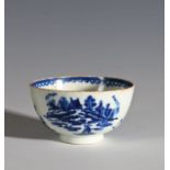 Lowestoft porcelain tea bowl decorated in the pagoda and fisherman pattern, 7.5cm diameter, 4cm