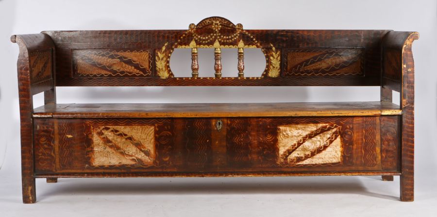 20th Century Transylvanian marriage bench, with a faux grained design in browns and yellows the back - Image 2 of 2