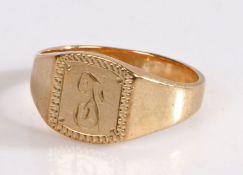 9 carat gold signet ring, the head initialled F, ring size N, 3.8g