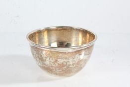 Edward VII silver sugar bowl, London 1901, maker William Comyns & Sons Ltd. of plain form, 8cm