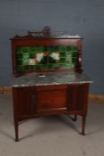 Late Victorian mahogany washstand, with marble top and Art Nouveau tiled splash back, fitted
