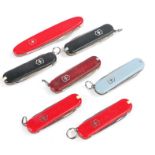 Selection of smaller size Swiss Army Knives (7)