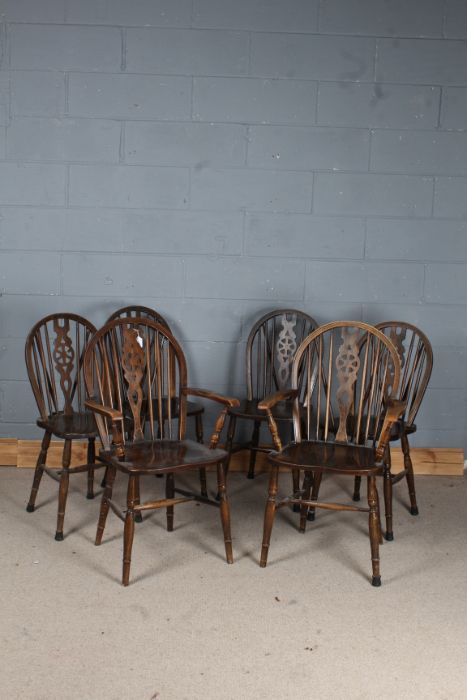 Set of six 18th Century style Windsor wheelback dining chairs, the arched backs with central wheel