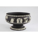 Wedgwood black basalt cameo bowl, the oak leaf and acorn frieze above a band of classical figures,