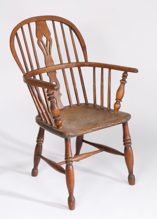 A mid-19th century ash and elm Windsor armchair, circa 1840, the hooped back with pierced splat and - Image 3 of 3