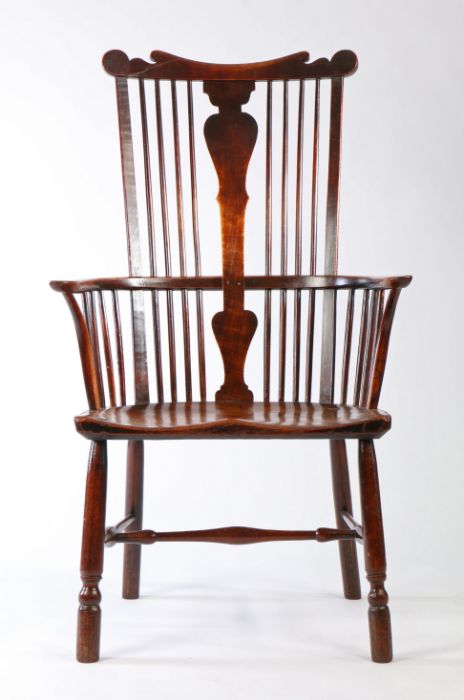 A good George III cherry, walnut and elm comb-back Windsor armchair, Thames Valley, circa 1770-90, - Image 2 of 3