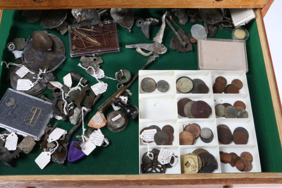 A collectors' cabinet filled with an interesting collection of artefacts, dating Roman to 20th - Image 7 of 12