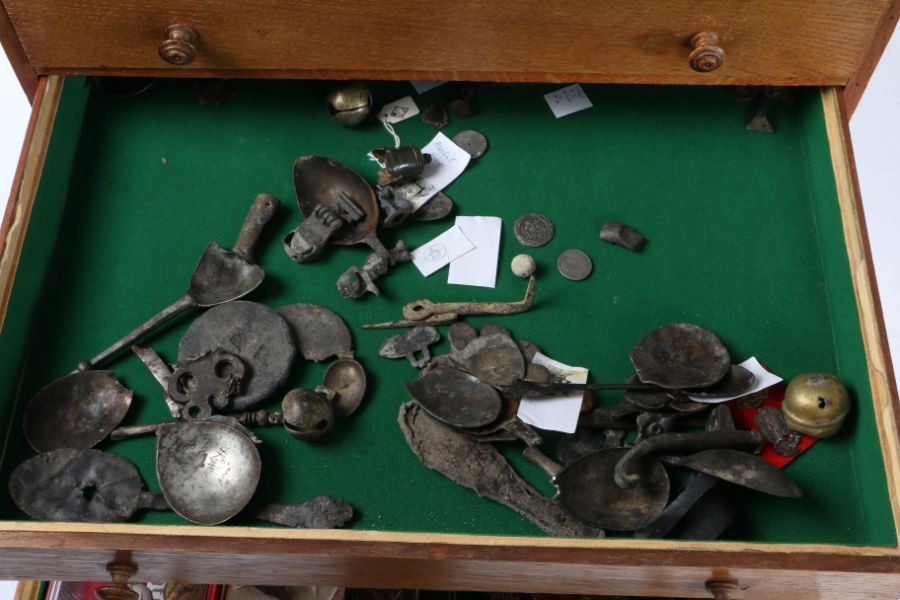 A collectors' cabinet filled with an interesting collection of artefacts, dating Roman to 20th - Image 4 of 12