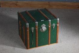 Malas travelling case, wooden bound on a green and black ground, made in Portugal to base, approx.
