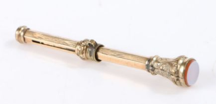 9 carat gold pencil, set with a white stone to the end, weight 3.3 grams