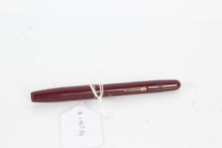 Waterman's fountain pen, in maroon, with 14ct gold nib