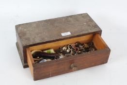 Quantity of costume jewellery, bijouterie and sundries, housed in a wooden drawer