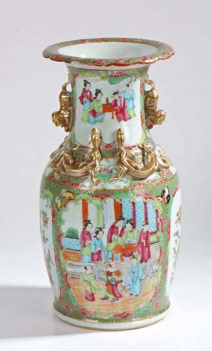 Chinese Canton porcelain vase, Qing Dynasty, the baluster vase with figural decorated panels and