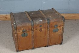 Early 20th century French wooden bound travelling trunk, 80cm wide