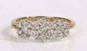 A 9ct yellow gold diamond cluster ring. Approx. total diamond carat weight: 1.00cts. Colour: I-K.