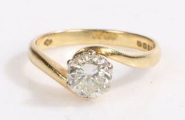 An 18ct yellow gold diamond solitaire ring. Approx. diamond carat weight: 1.05cts. Colour: J.