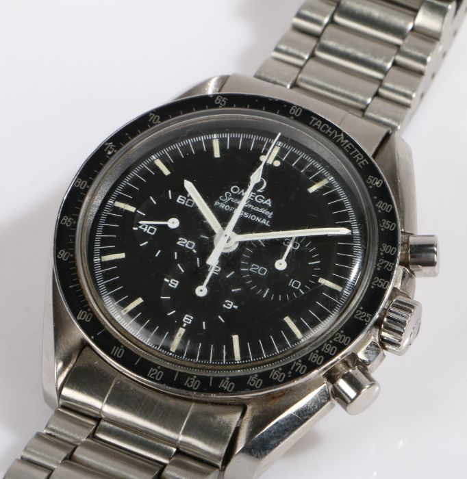 Omega Speedmaster Professional gentleman's stainless steel wristwatch, movement no. 39183713, - Image 2 of 2
