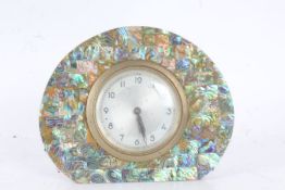 Mid 20th century abalone inset mantel clock, the dial with arabic numerals, 18cm wide