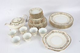 Quantity of Aynsley 'Henley' tea and dinner ware, comprising six tea cups, nine saucers, eight small