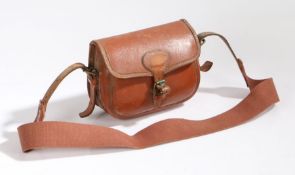 Payne Galwey brown leather cartridge bag, with capacity for 50 cartridges, with canvas carrying
