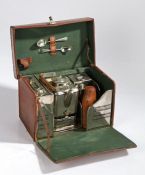 George W. Scott & Co. picnic set, the brown leather case with carrying handle and English lever