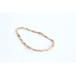 9 carat gold bracelet, the bracelet with two interwoven rows, weight 7.5 grams