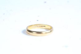 22 carat gold wedding band, weight 6.0 grams