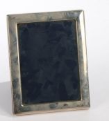 Elizabeth II silver picture frame, Sheffield 1985, maker Francis Howard Ltd. of plain rectangular