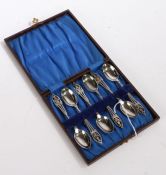 Set of six George V silver teaspoons, Sheffield 1930, maker C.W. Fletcher & Son Ltd. the pierced