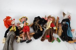 Five Pelham Puppets, to include Pinocchio (5)