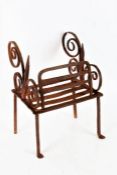 George III wrought iron nursery grate, with scroll sides, 22cm wide, 34cm tall
