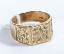 A 9 carat yellow gold textured signet ring. UK hallmarked. P. Birmingham. Ring size: P. Weighing 4.4