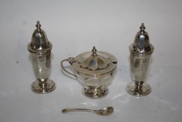 George VI silver condiment set, Sheffield 1948, maker Emile Viner, consisting of mustard pot and