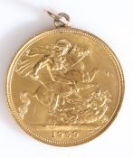 Elizabeth II, Sovereign 1959, mounted with a loop