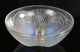 Rene Lalique "Coquille" pattern glass bowl, inscribed R. Lalique France to base, 18.5cm diameter