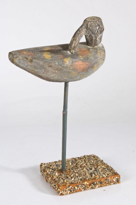 An early 20th century French wooden primitive decoy shorebird, Baie de Somme, Normandy, painted - Image 2 of 2