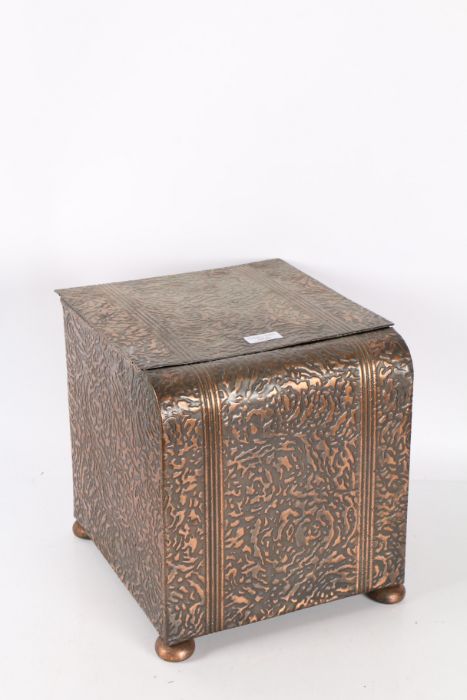 Art Deco copper coal/log scuttle, with embossed decoration 27cm wide
