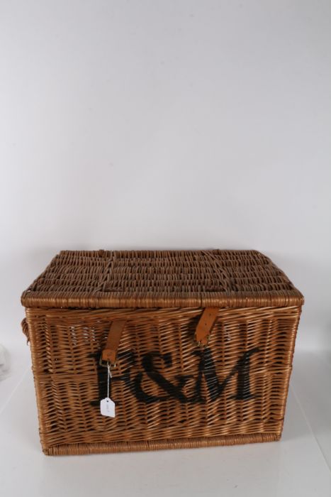 Fortnum & mason wicker hamper, 57cm wide