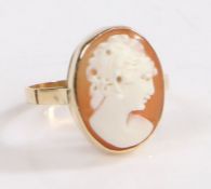 A 14 carat gold cameo ring, the head set with a cameo depicting a classical lady, ring size N weight