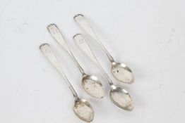 Four continental silver teaspoons, possibly Finnish, the handles initialled M.B. C.L. 1.6oz (4)