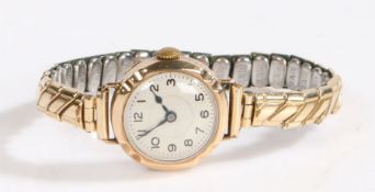 Ladies 9 carat gold wristwatch, the cream dial with Arabic markers and outer minutes track, manual