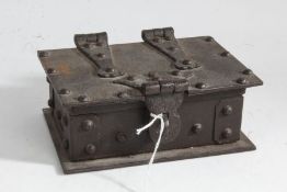 18th century style rivetted iron casket, with hinged lid, 17cm wide