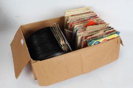 Collection of approx. 200 mixed 7" singles - Duke Ellington/ Erroll Garner/ The Beatles/ The Kinks/