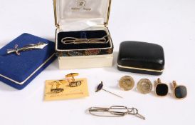 Collection of costume jewellery to include cuff-links, tie pins etc (Qty)