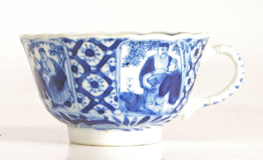 18th Century Chinese porcelain tea cup, the body decorated with cartouches of figures, single