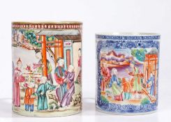 Chinese famille rose porcelain tankard, the red scale ground with cartouches depicting figures in
