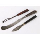 George III table knife with cutlers mark in the form of a sword above a V to the blade, 26.5cm long,