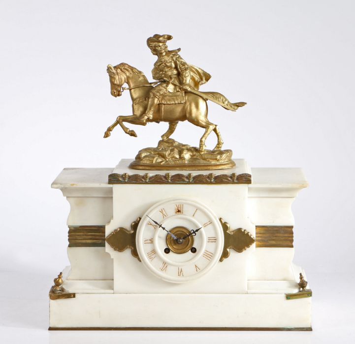 Edwardian white marble mantle clock, the pediment with gilt cast metal figure of a cavalier on