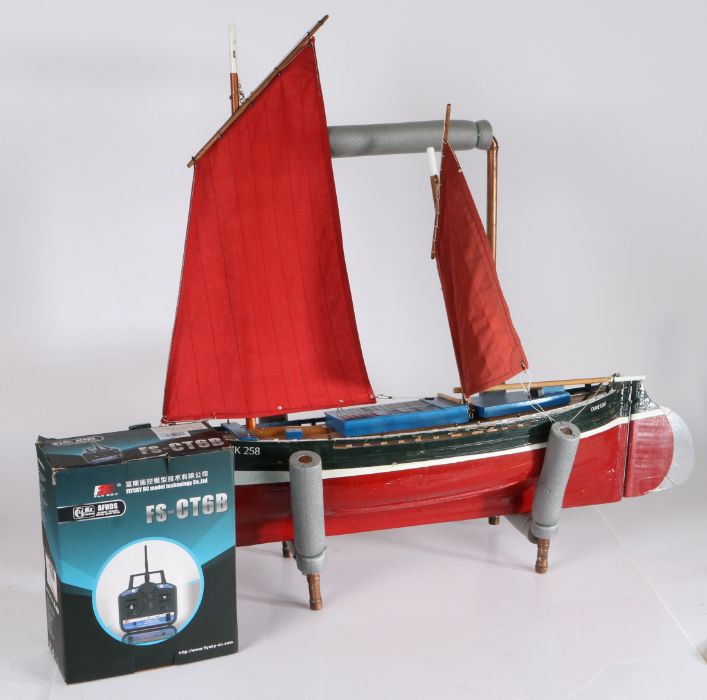 Scottish "Fifie" remote controlled model fishing boat, "Olive Leaf" BCK258, with plank on frame - Image 2 of 2