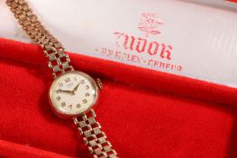 Tudor Royal ladies 9 carat gold wristwatch, the signed cream dial with Arabic markers and outer